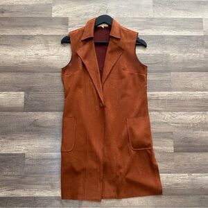 Rust Sleeveless Vest with Pockets